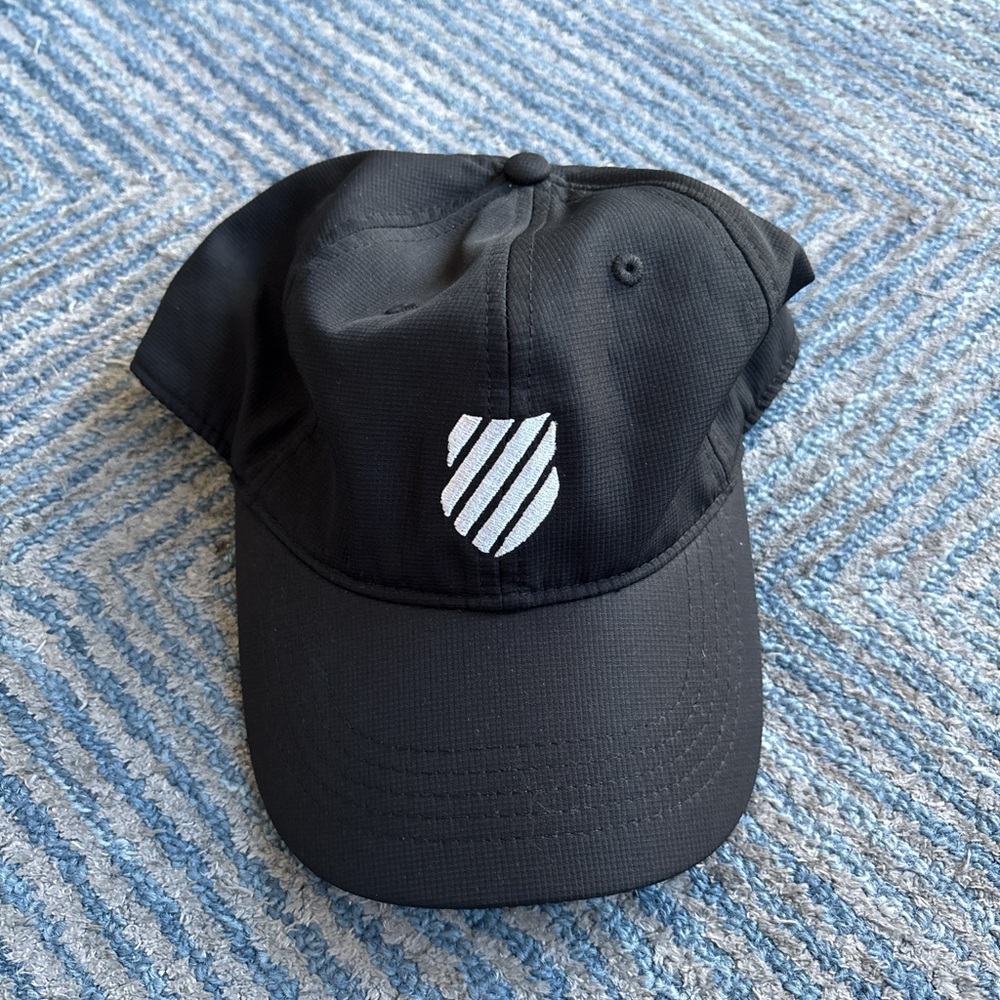 K Swiss tennis hat